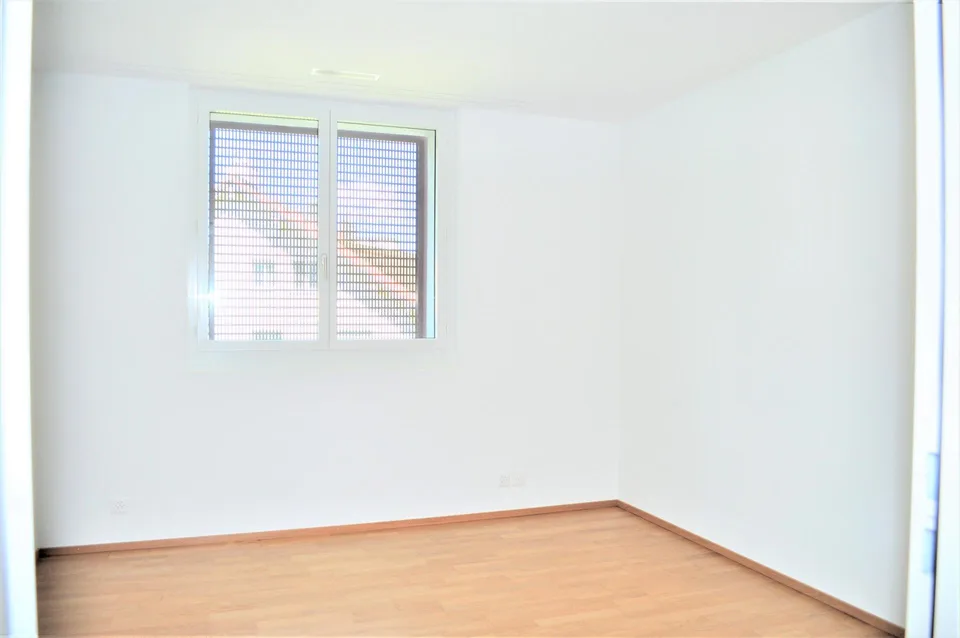 Grosszügige, helle 3.5-Zi-Wohnung