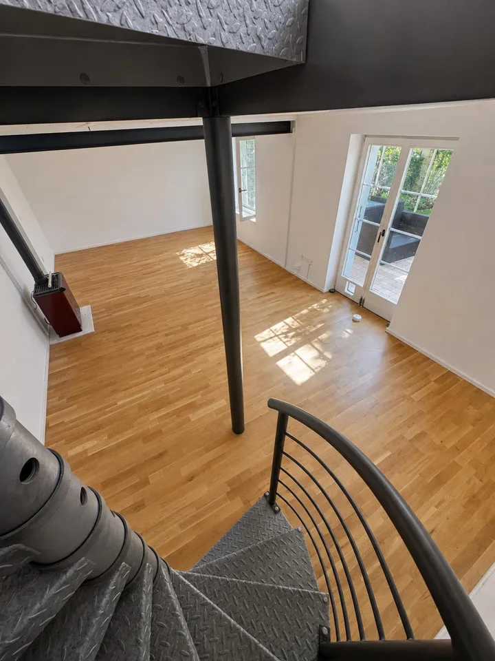 Urchige 6.5-Zimmerwohnung mit Garten in der Altstadt von Erlach