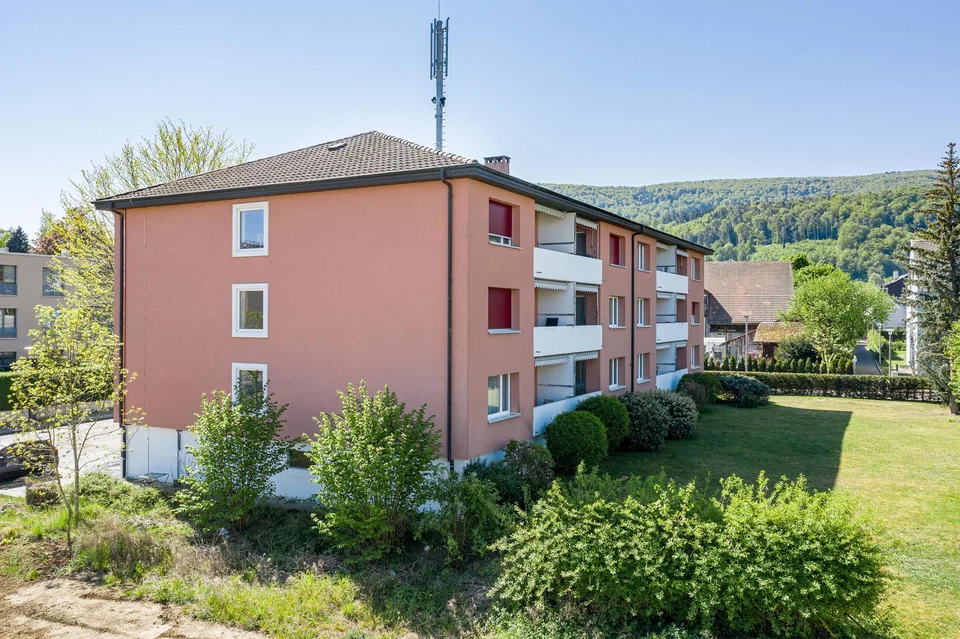 Grosse 3.5-Zimmerwohnung ca. 84m2 - Ruhig - Nähe ÖV