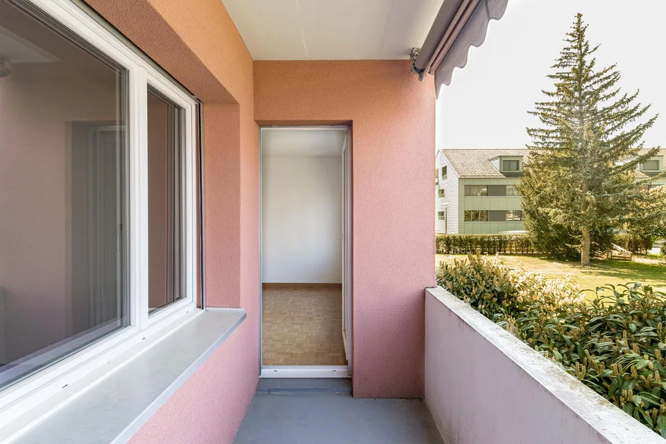 Grosse 3.5-Zimmerwohnung ca. 84m2 - Ruhig - Nähe ÖV
