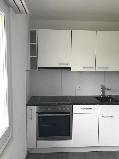 Ruhige Lage am Dorfrand, grosser Sonnenbalkon und vieles mehr