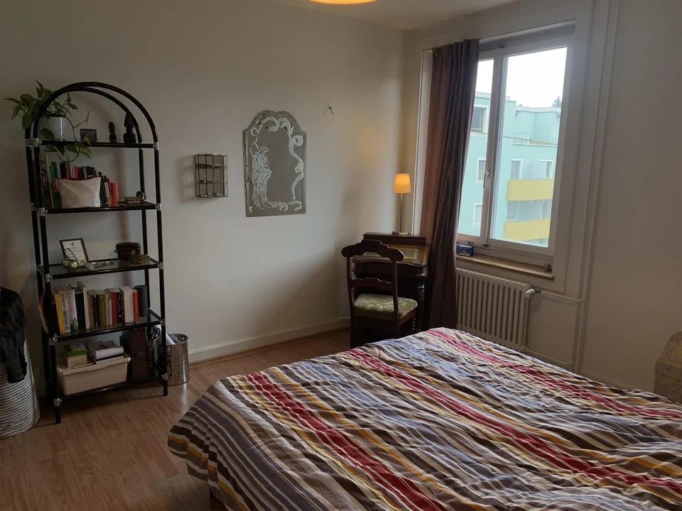 Möbliertes Zimmer (15 m²) für Wochenaufhalter:innen in Oerlikon
