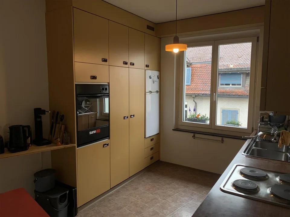 Möbliertes Zimmer (15 m²) für Wochenaufhalter:innen in Oerlikon