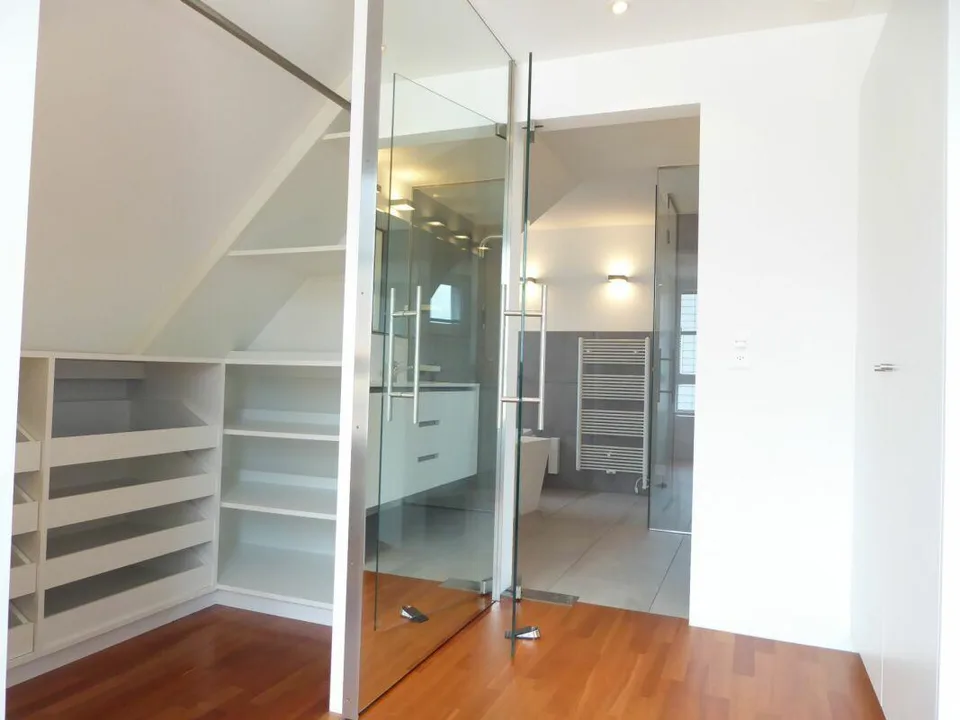 Appartement-Maisonnette 4 Pièces - Appartement Attractif pour Deux