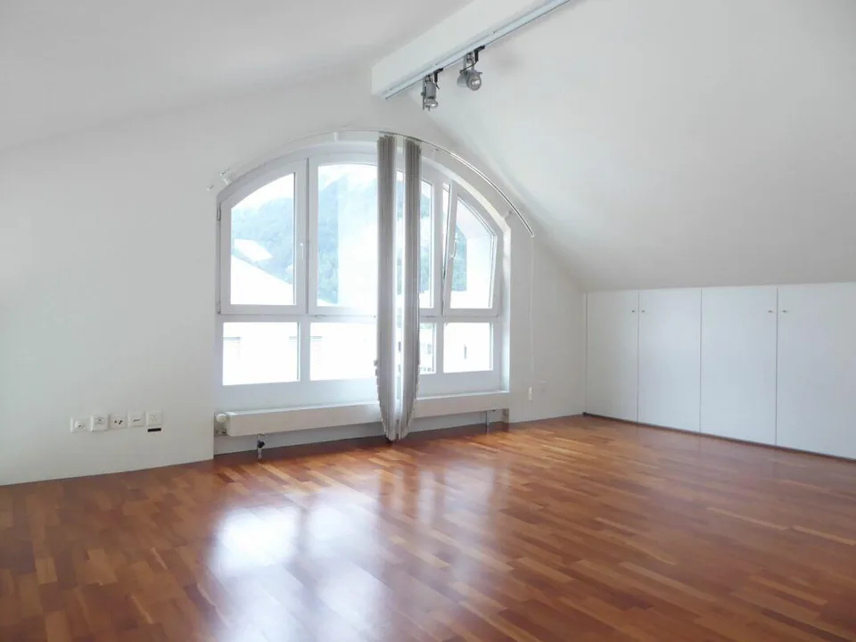 Appartement-Maisonnette 4 Pièces - Appartement Attractif pour Deux