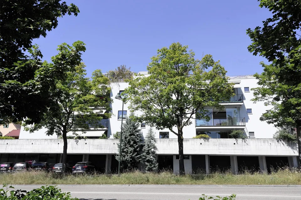 Garagenbox an zentraler Lage