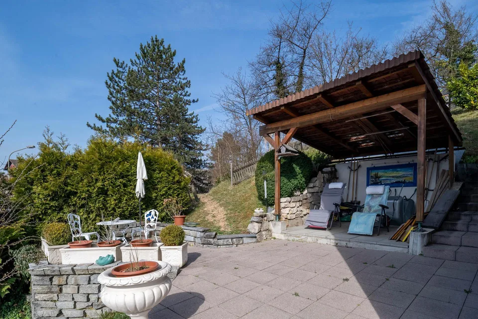 Casa familiare affascinante con grande giardino!