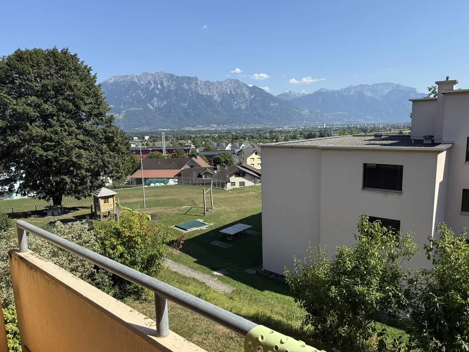 3.5 Zimmerwohnung mit schöner Aussicht
