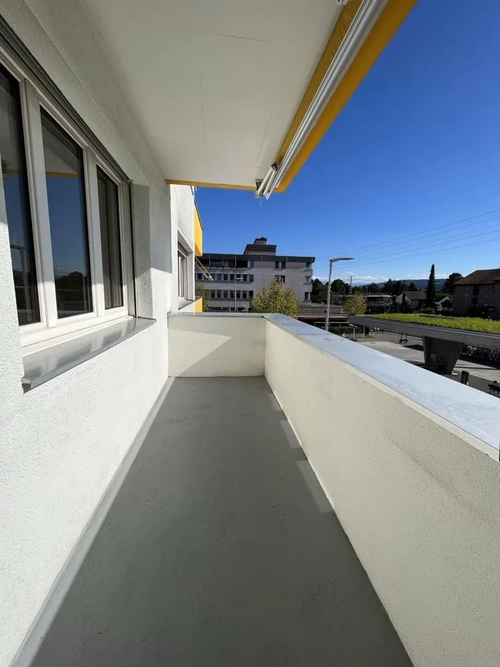 Charmante 2-Zimmerwohnung direkt am Bahnhof Schwerzenbach