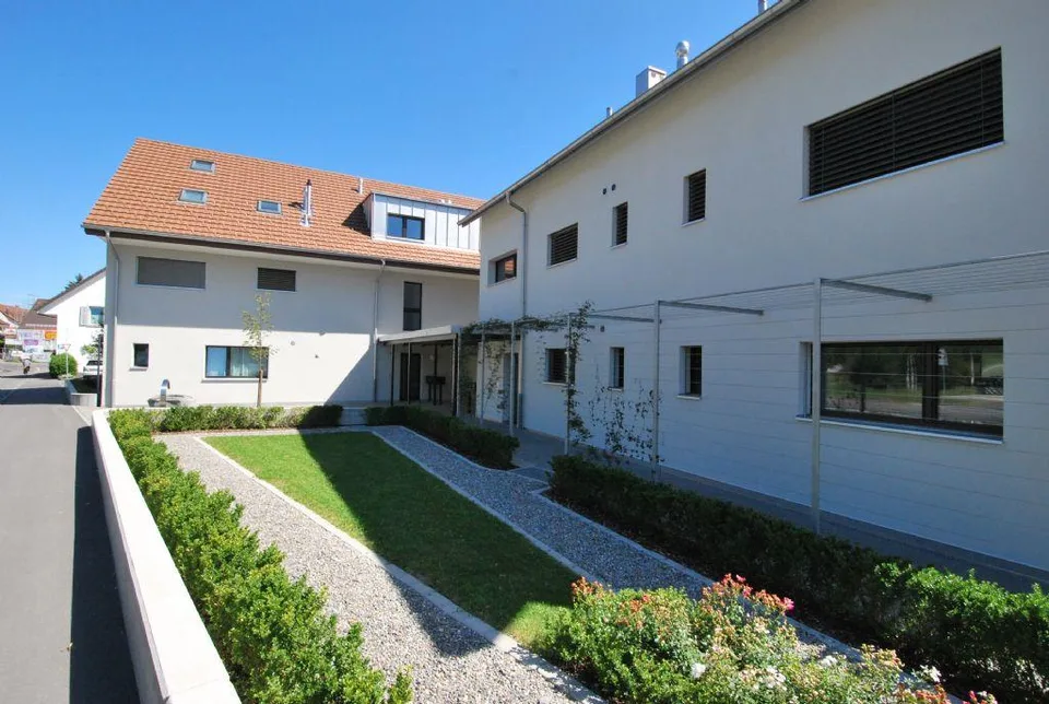 TOPMODERN | VIEL WOHNRAUM | AUF DER SONNENSEITE