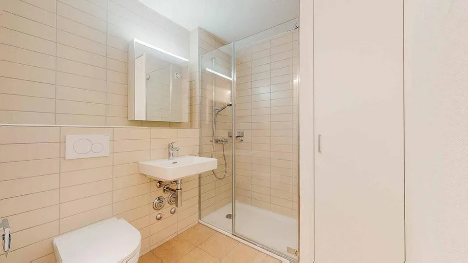 Appartement confortable avec grand balcon