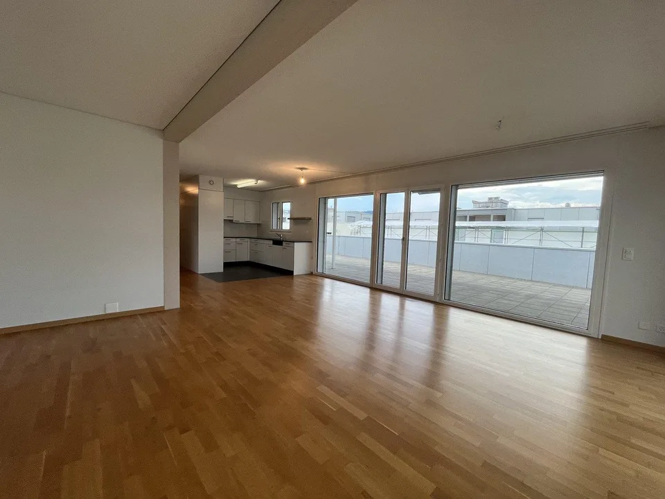 Moderne 5.5-Zimmer-Attika-Wohnung in Grosshöchstetten zu vermieten