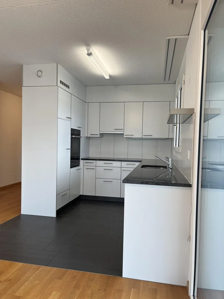 Moderne 5.5-Zimmer-Attika-Wohnung in Grosshöchstetten zu vermieten