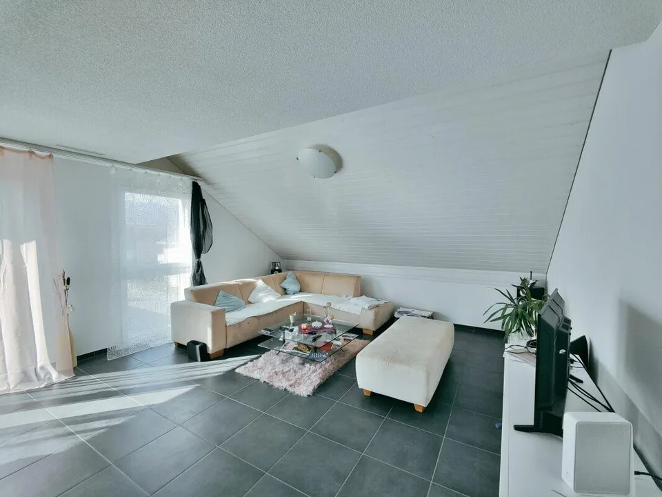 Grosszügige, moderne Dach-Maisonette-Wohnung - stilvolles Wohnen mi...