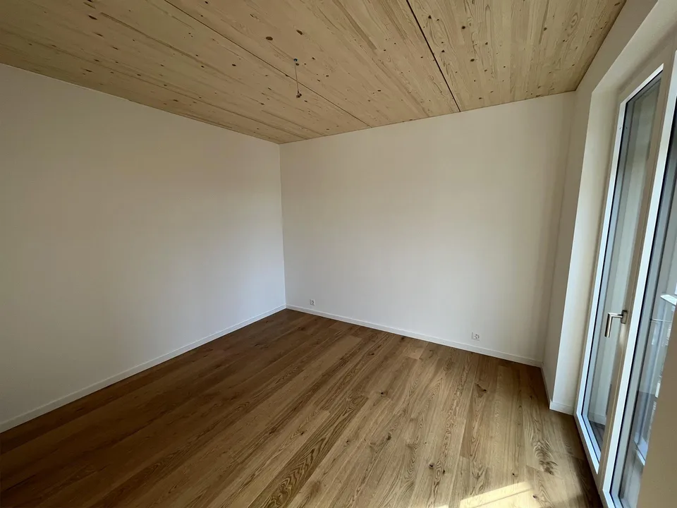 Moderne 3.5 Zimmer Attikawohnung im Herzen von Wettingen