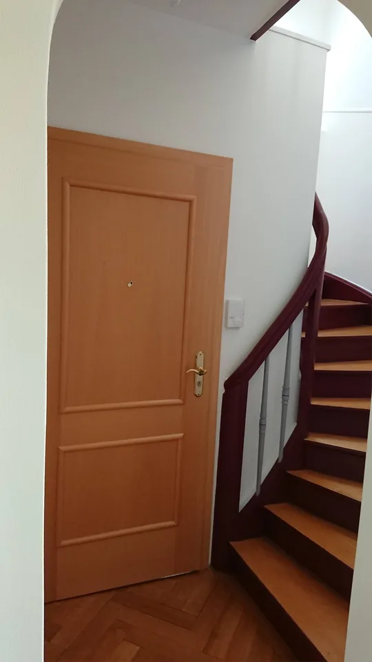 6-Zimmer Maisonetteattikawohnung mit Balkon (161 m2)