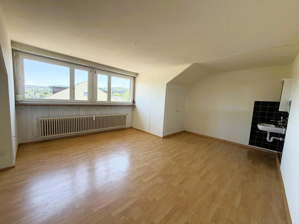 Gemütliche Mansarde im Dachgeschoss in Liestal