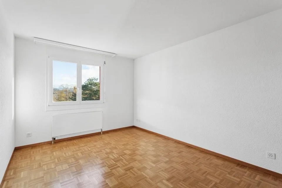 Spacious apartment with a view of the green
