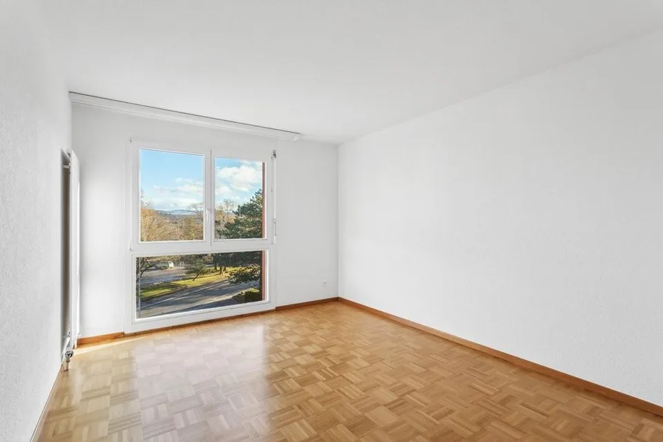 Spacious apartment with a view of the green