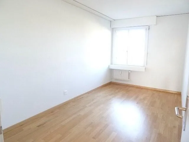 Modern 3.5-room apartment on the 5th floor at 71 m²