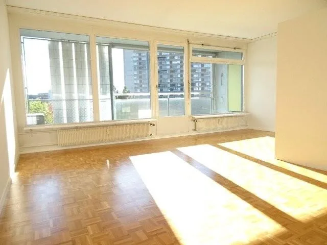 Modern 3.5-room apartment on the 5th floor at 71 m²