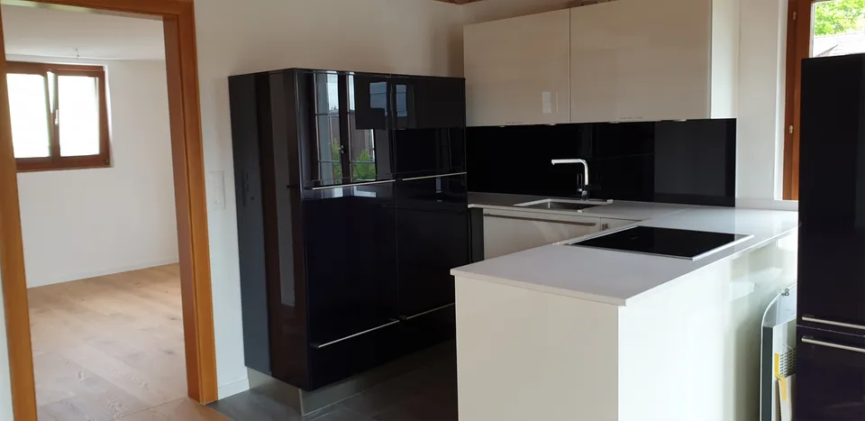 Grosse 2.5 Zimmerwohnung