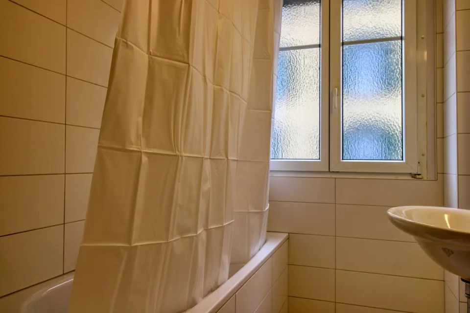 A Modern Coliving Apartment at Avenue de France in Lausanne