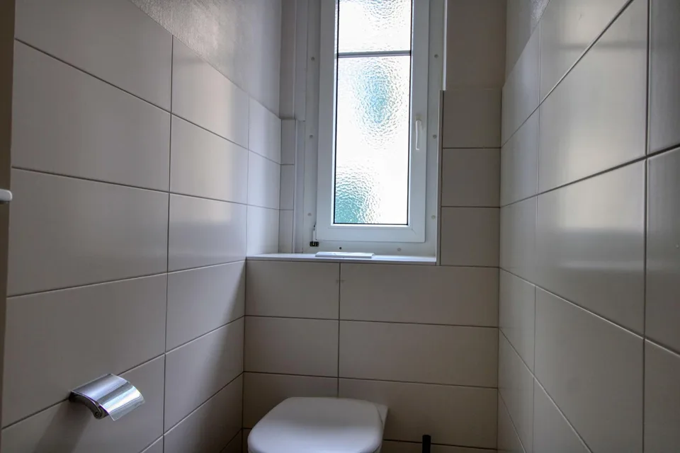 A Modern Coliving Apartment at Avenue de France in Lausanne