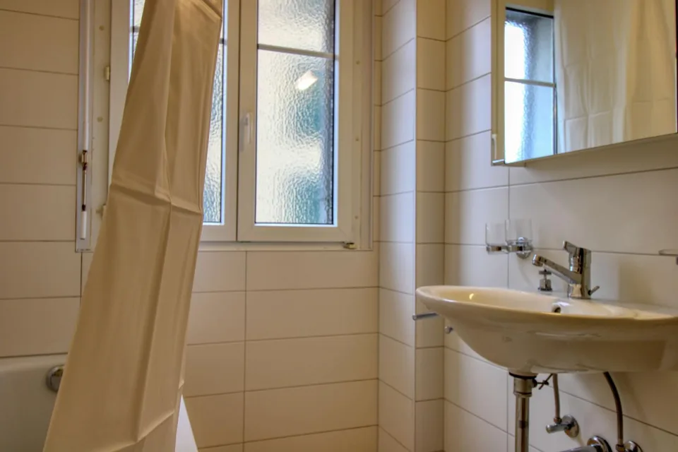 A Modern Coliving Apartment at Avenue de France in Lausanne