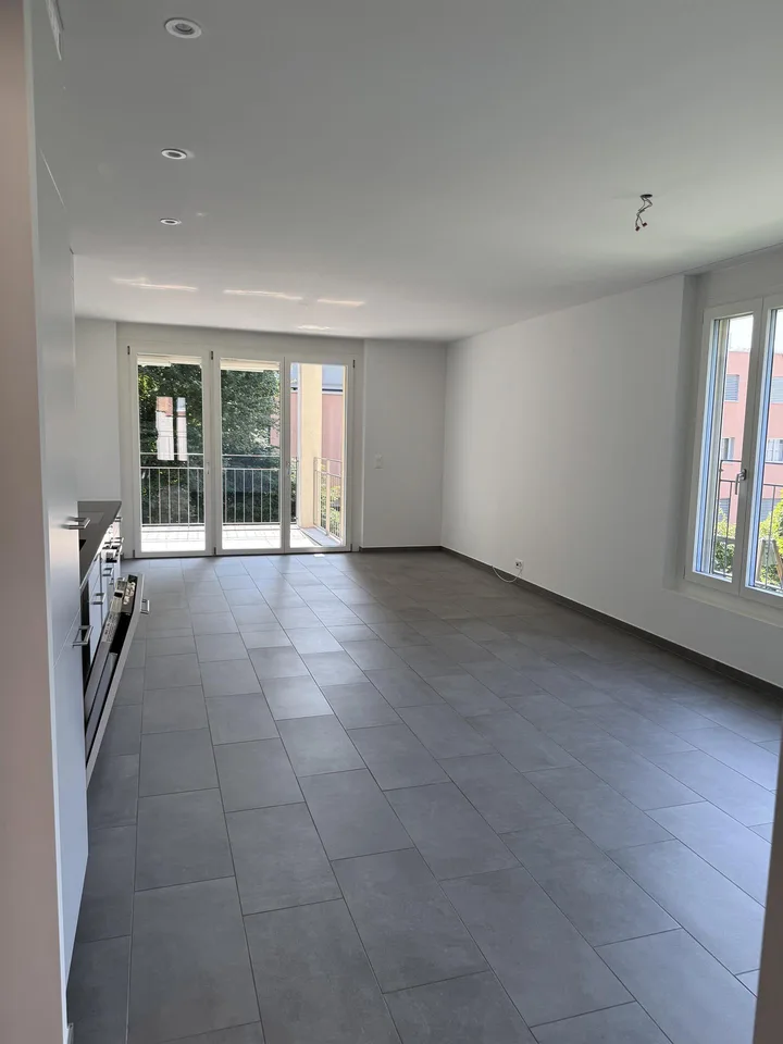 ruhige sonnige Wohnung