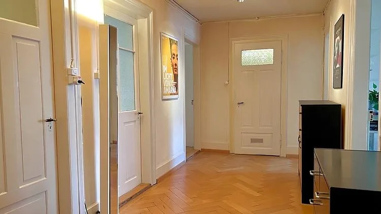 3 ZI-WOHNUNG IN ST. GALLEN, MÖBLIERT