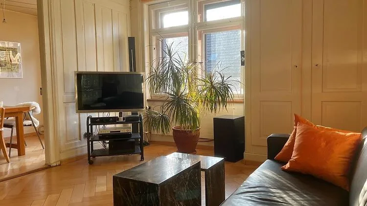 3 ZI-WOHNUNG IN ST. GALLEN, MÖBLIERT