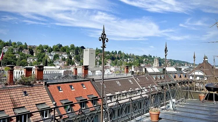 3 ZI-WOHNUNG IN ST. GALLEN, MÖBLIERT