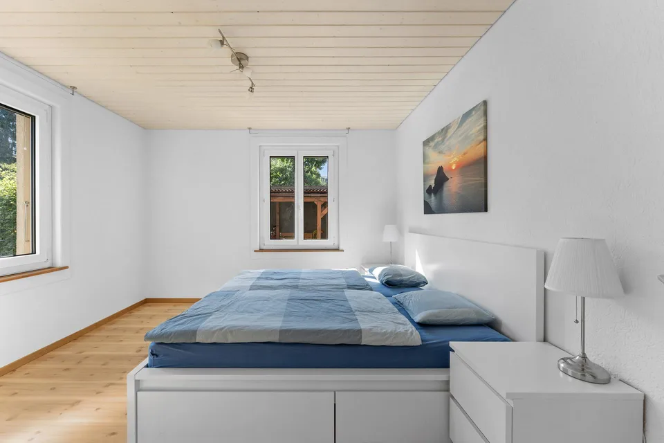 7½-Zimmer-Einfamilienhaus mit viel Platz an zentraler Lage in Busswil