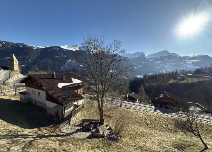 Liegenschaft Arzthaus Mesmeta
