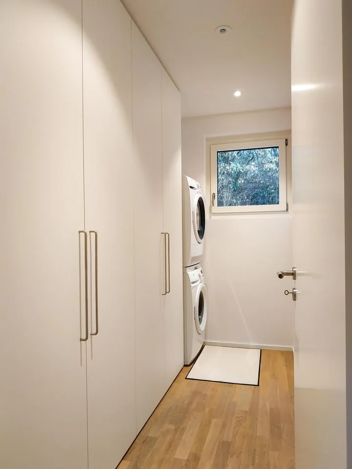 Appartement de 3,5 pièces tout à fait moderne et adapté à l'âge