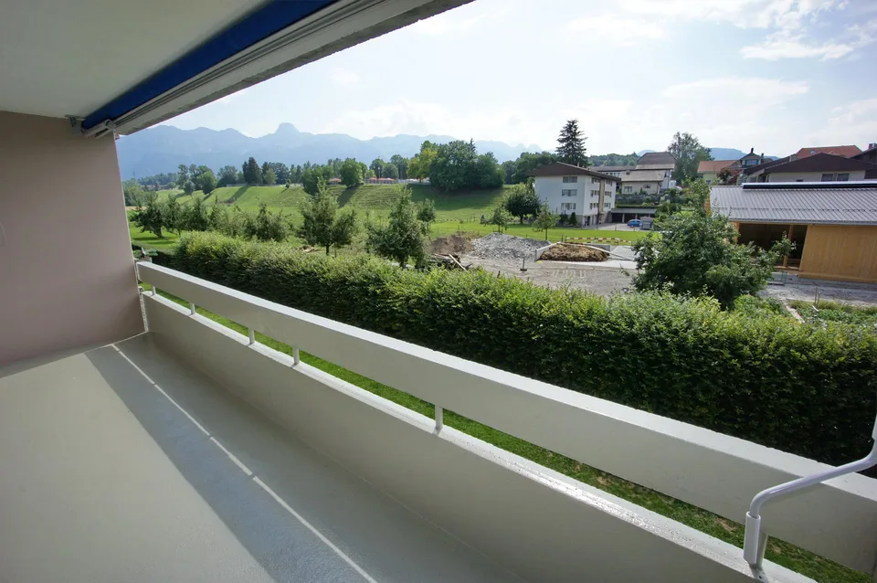 3.5 Zimmer Wohnung mit Sicht auf Stockhorn