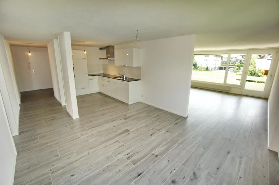 3.5 Zimmer Wohnung mit Sicht auf Stockhorn