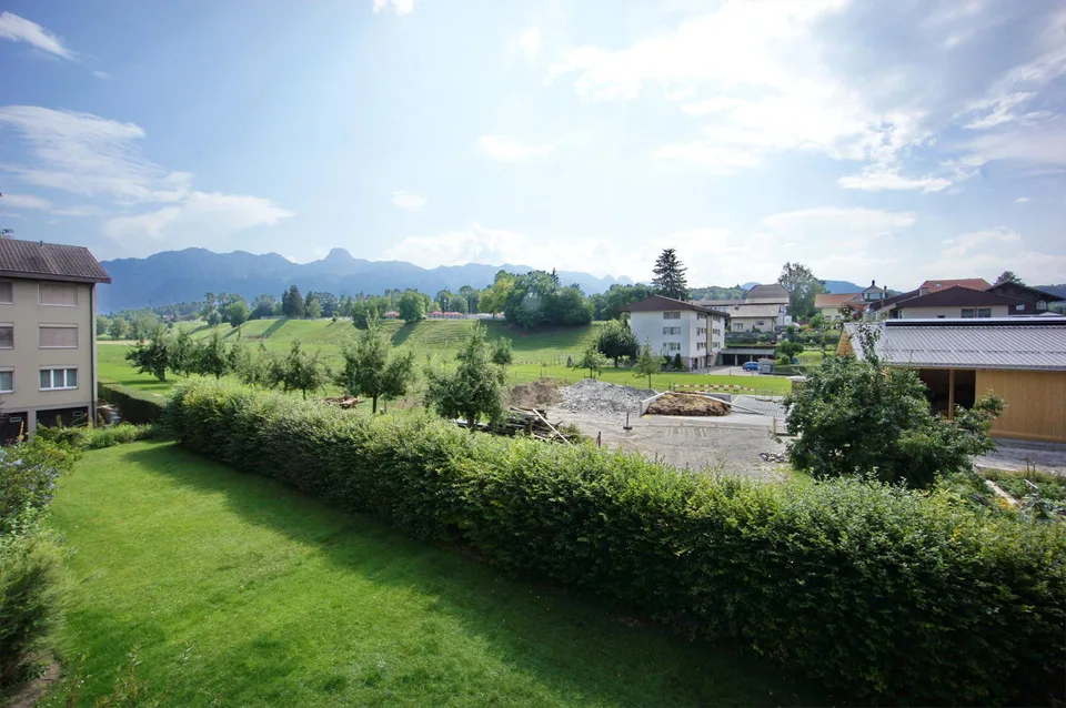 3.5 Zimmer Wohnung mit Sicht auf Stockhorn