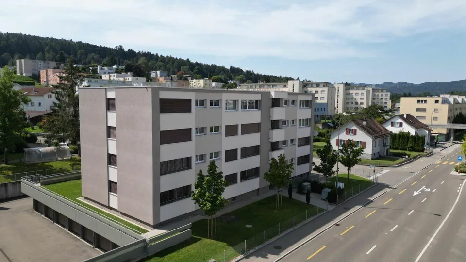 MODERNE 3.5 Zimmer-Wohnung
