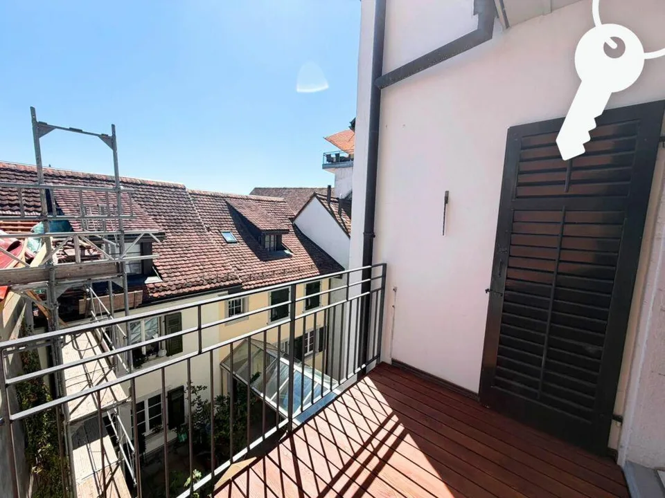 Godetevi il centro di Solothurn dall'alto