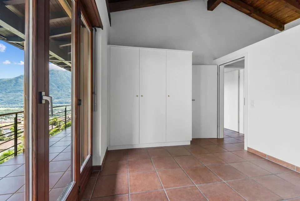 Tenero-Contra splendida casa vista lago in seconda residenza