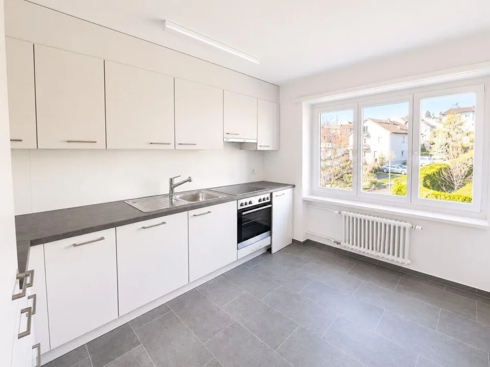 Totalsanierte 125 m² Wohnung an ruhiger Lage auf der Breite