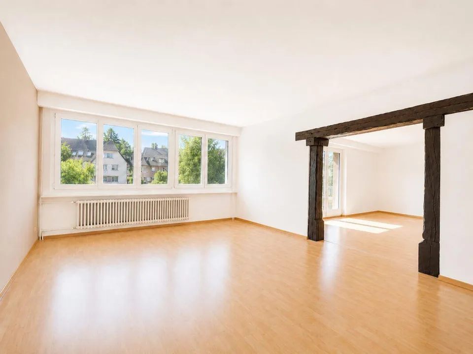 Totalsanierte 125 m² Wohnung an ruhiger Lage auf der Breite