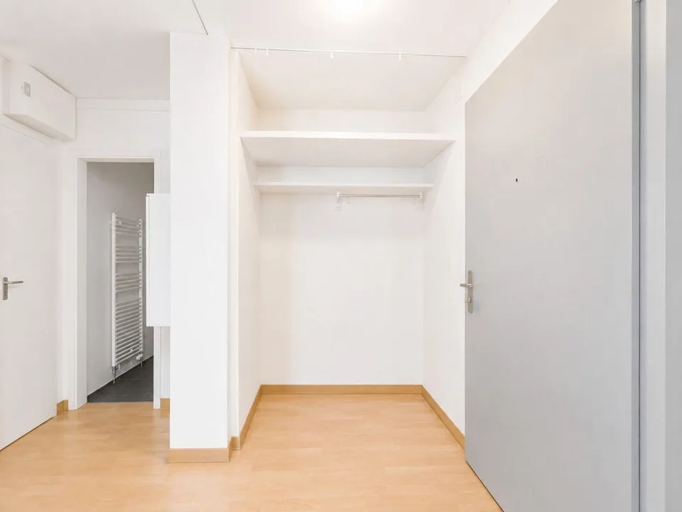 Totalsanierte 125 m² Wohnung an ruhiger Lage auf der Breite