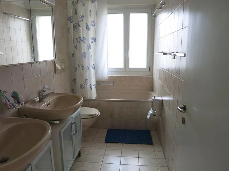 Helle und sonnige Wohnung an begrünter Lage