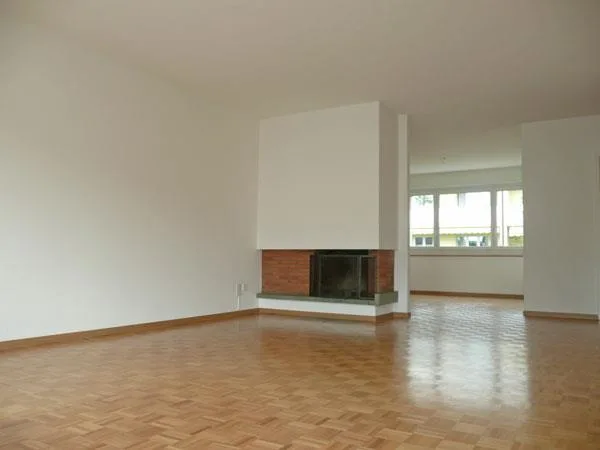 Helle und sonnige Wohnung an begrünter Lage