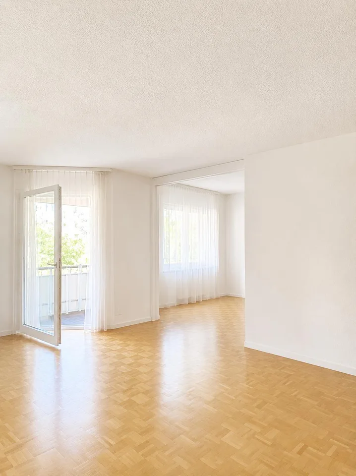 3.5-ZWG im 2. OG, in 8047 Zürich zu vermieten