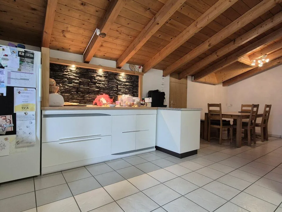 Grosszügige Dachwohnung