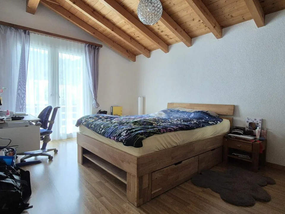 Grosszügige Dachwohnung